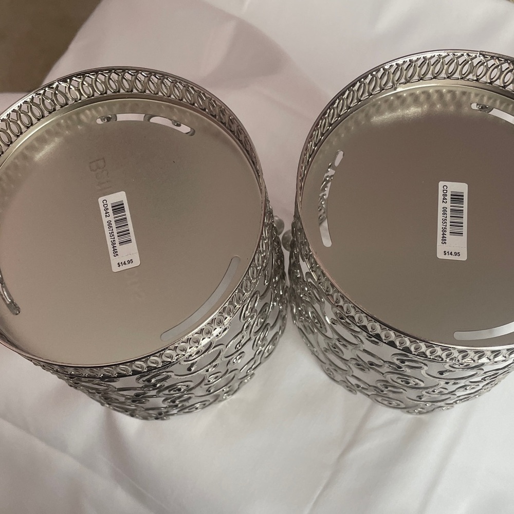 Elegant Silver Candle Holders - Picture 4 of 4
